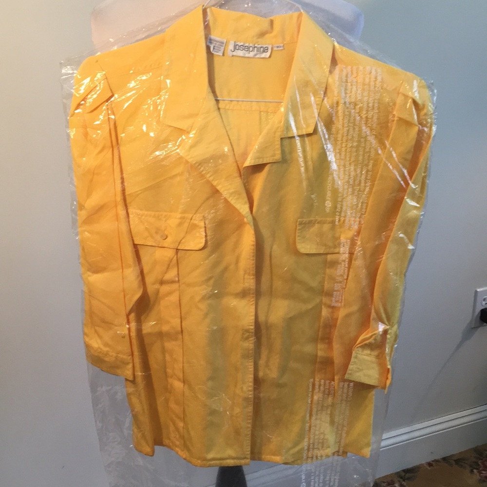 NWOT Josephine classic yellow blouse for women